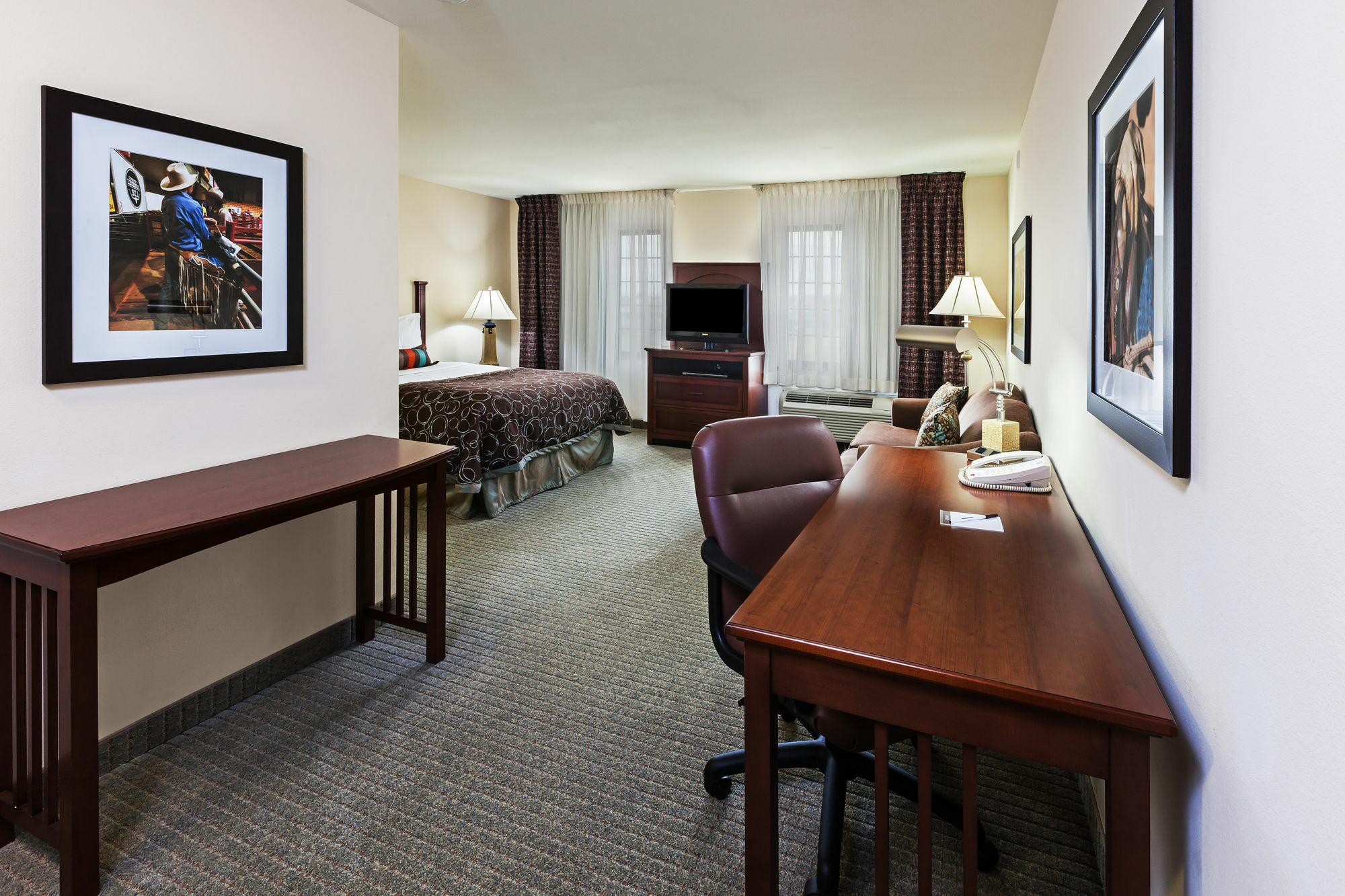 Hotel Staybridge West Worth By Ihg 3*