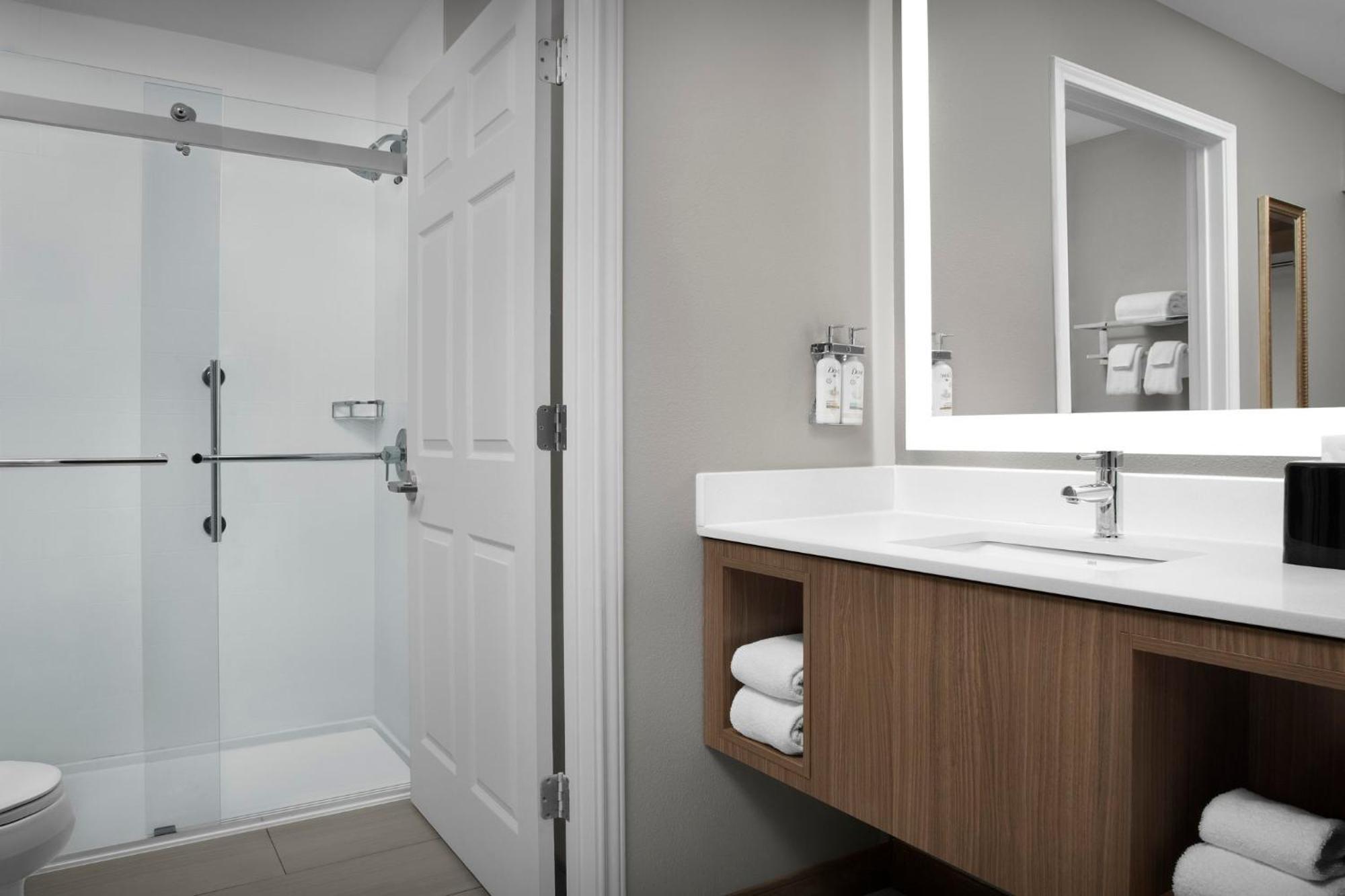 Staybridge West Worth By Ihg Hotel 3*