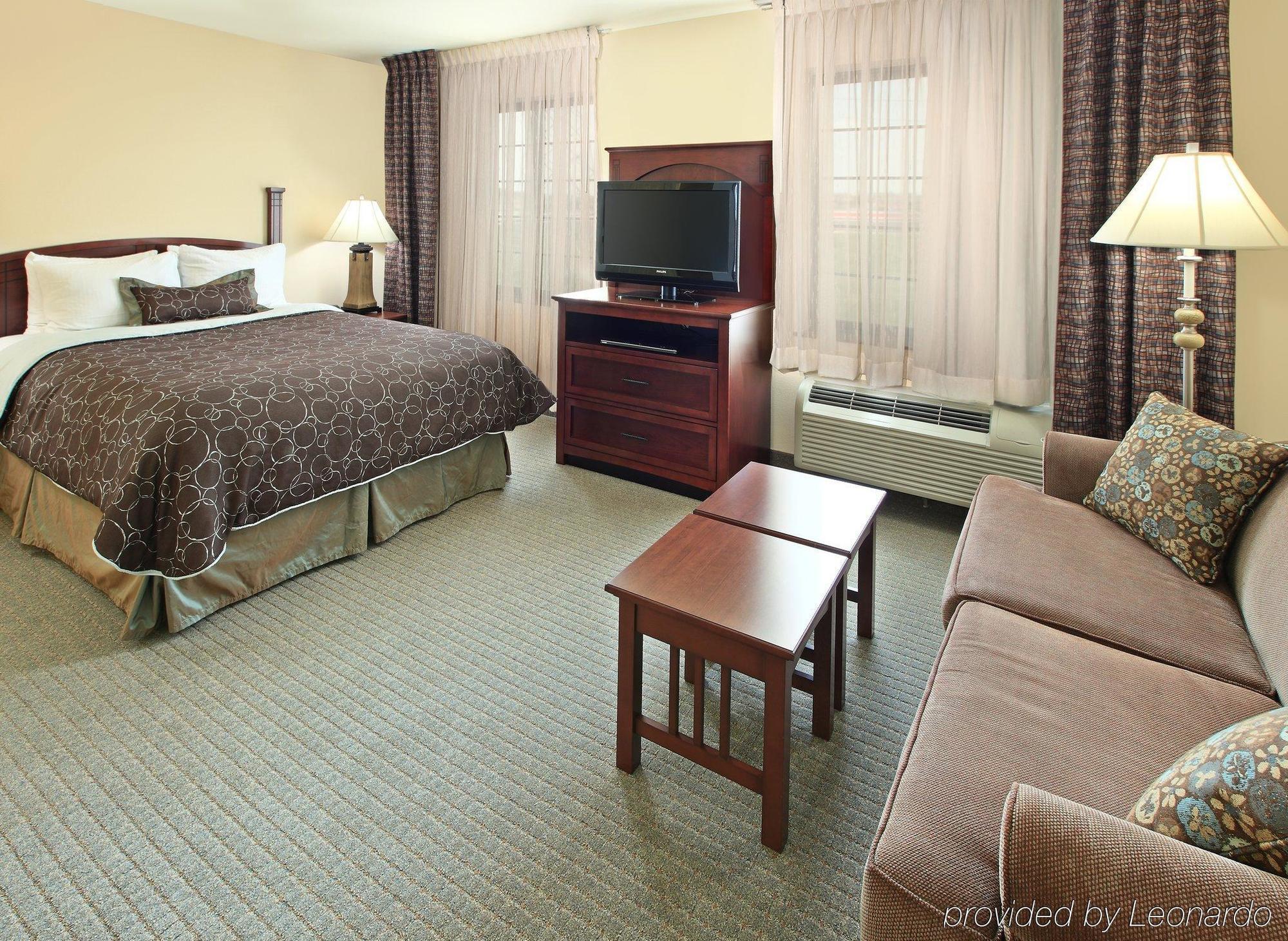 Staybridge West Worth By Ihg Hotel 3*