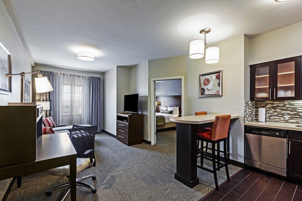 Hotel Staybridge West Worth By Ihg